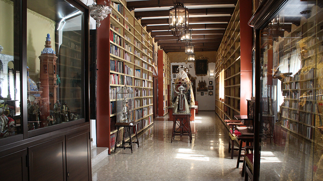 Biblioteca y Museo Mariano