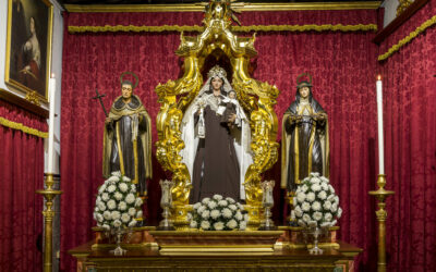 NUEVO ALTAR PARA LA VIRGEN DEL CARMEN