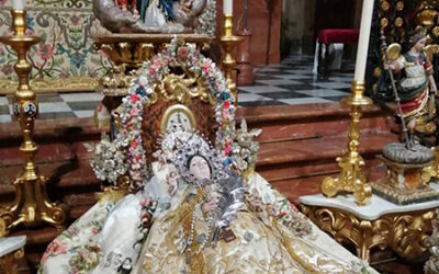 Veneración de la Virgen del Tránsito